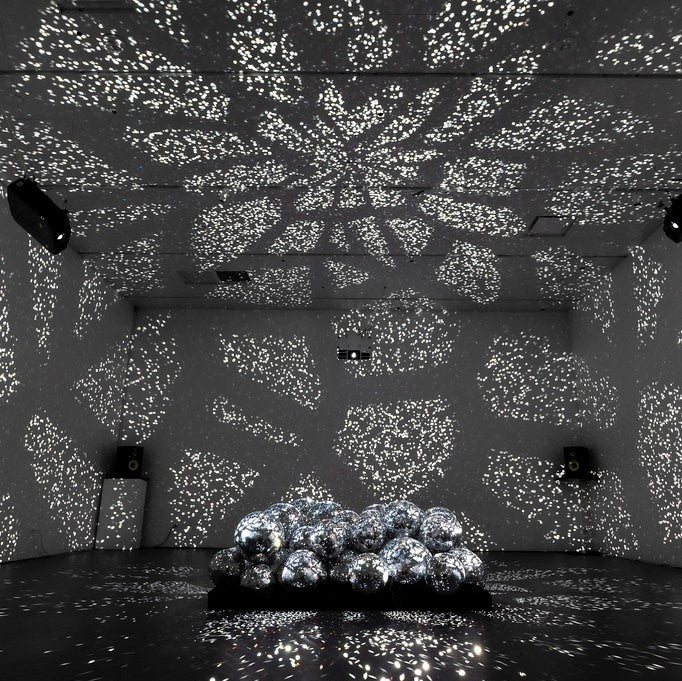 “Light Leaks” at Wonderspaces by Kyle McDonald and Jonas Jongejan