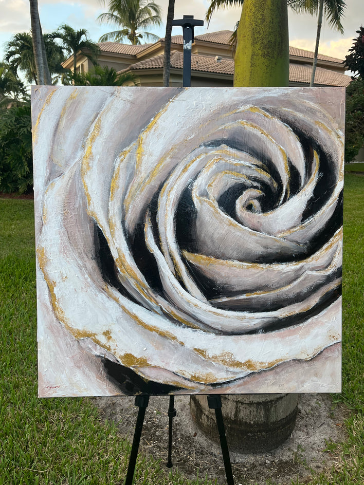 Gold Kiss by Nava Lundy |  Context View of Artwork