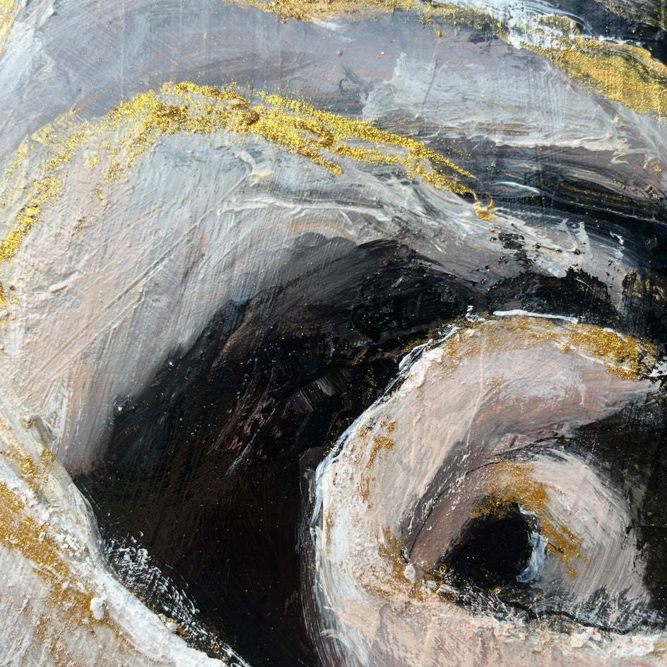 Gold Kiss by Nava Lundy |  Closeup View of Artwork