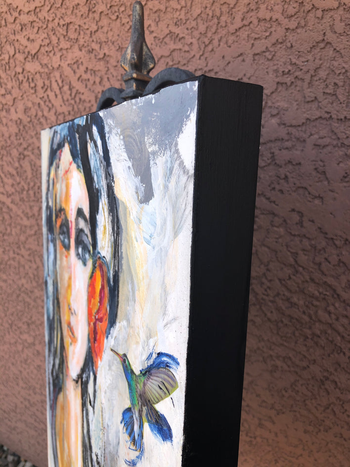 Tiny Visitor by Sharon Sieben |  Side View of Artwork 