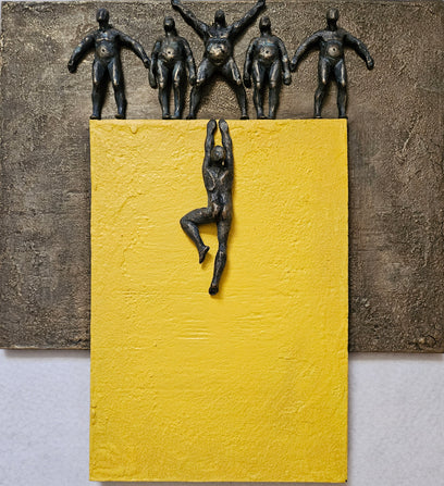 Serie Yellow: Climber by Yelitza Diaz | Artwork Main Image